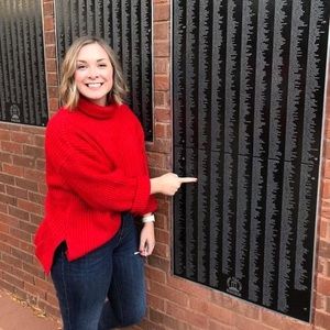 Meet your Posher, Courtney